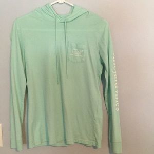 Vineyard vines hooded long sleeve shirt